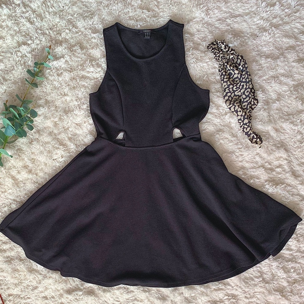 Black Forever 21 Party Dress